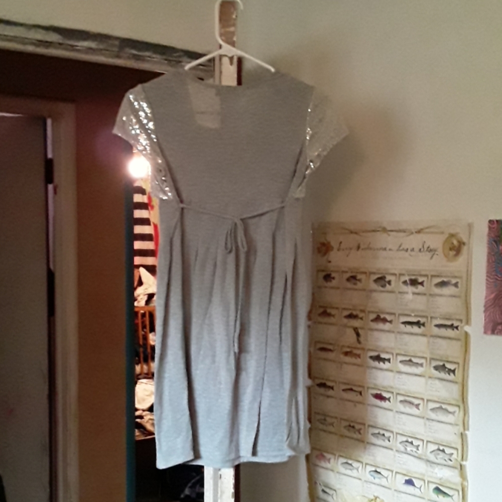 Dress - Picture 2 of 2